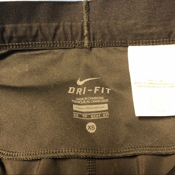 Nike Dri-fit Legging - Picture 6 of 6
